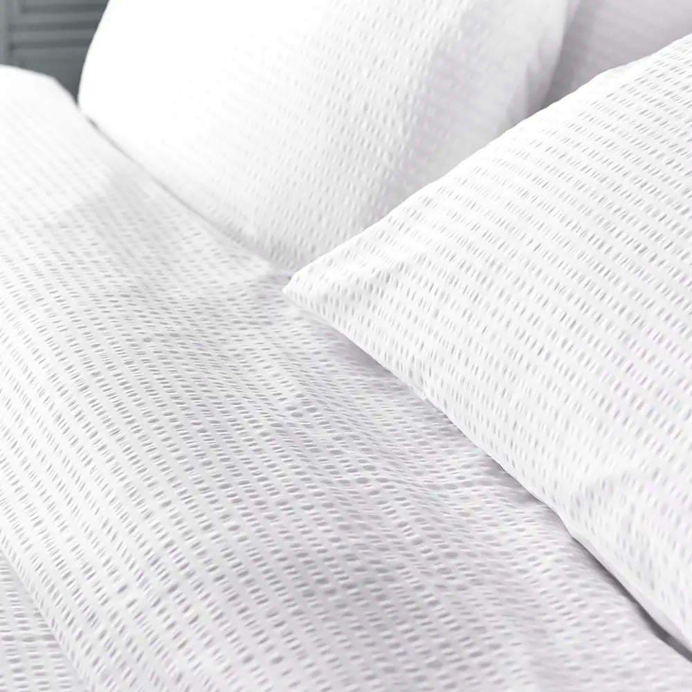 Luxury Cotton Seersucker 200 Thread Count Housewife Pillowcase Pair