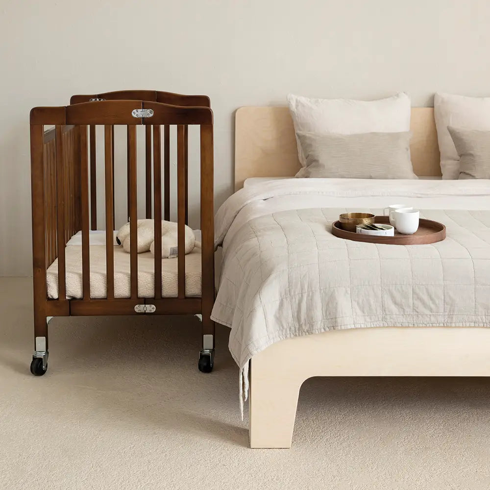 Limea Folding Cot