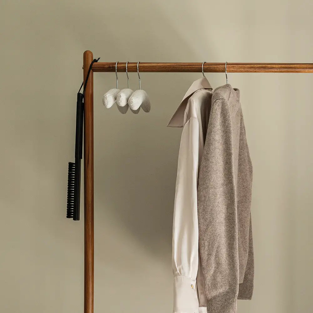 Comino Clothes Brush