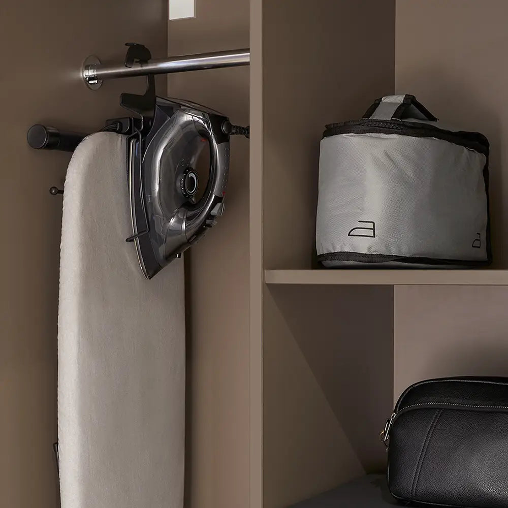 Deluxe Hotel Safety Steam Iron 2000W