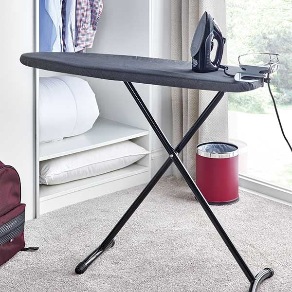 Hotel Ironing Centre with Steam Iron 1600W