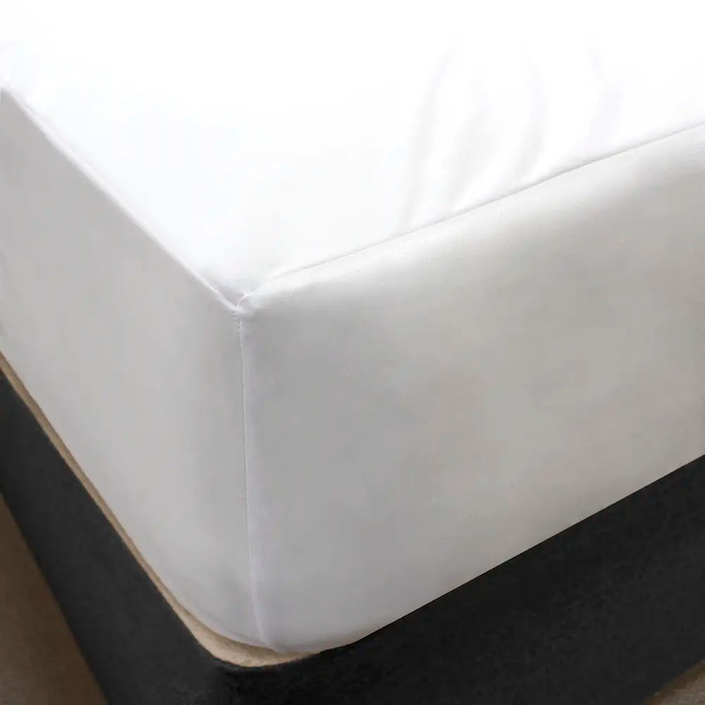 Polyester Waterproof Mattress Protector