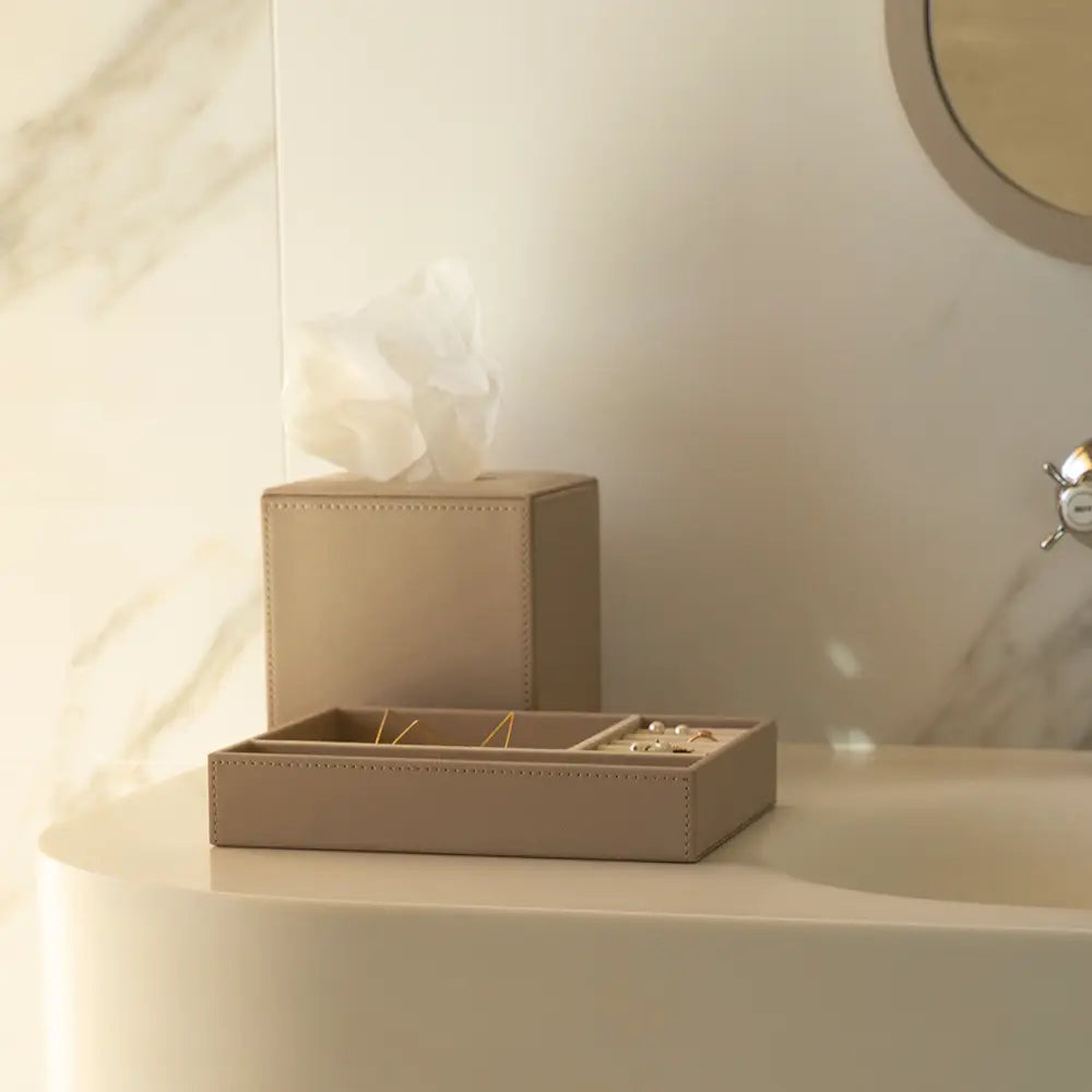 Manam Tissue Box Cover