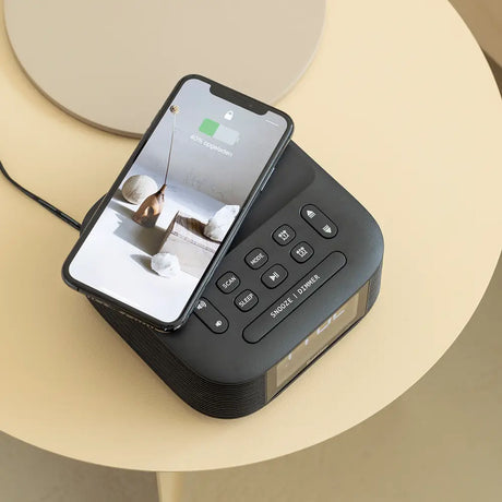 Molto Audio Clock & Wireless Charger - Black