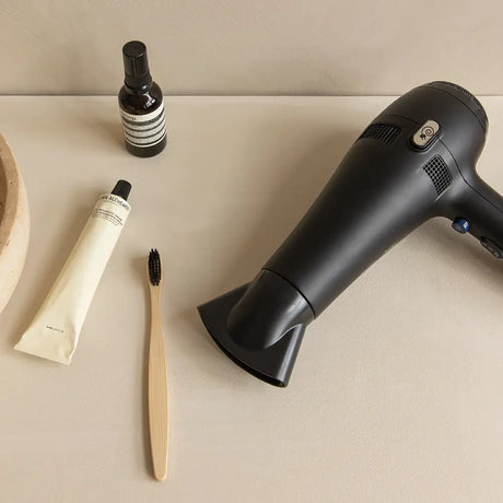 Sirocco Hairdryer with Retractable Cord 2100W - Black