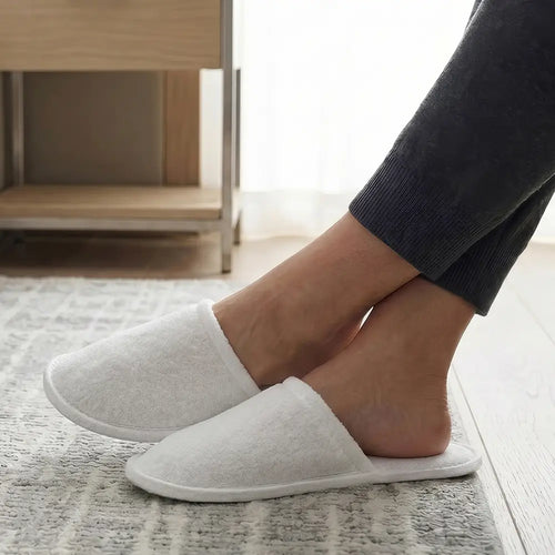 Polyester Slippers with Closed Toe - Pack of 100 Pairs