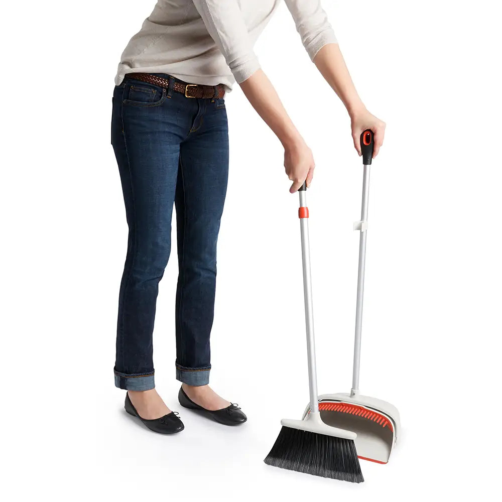 Oxo Upright Sweep Set
