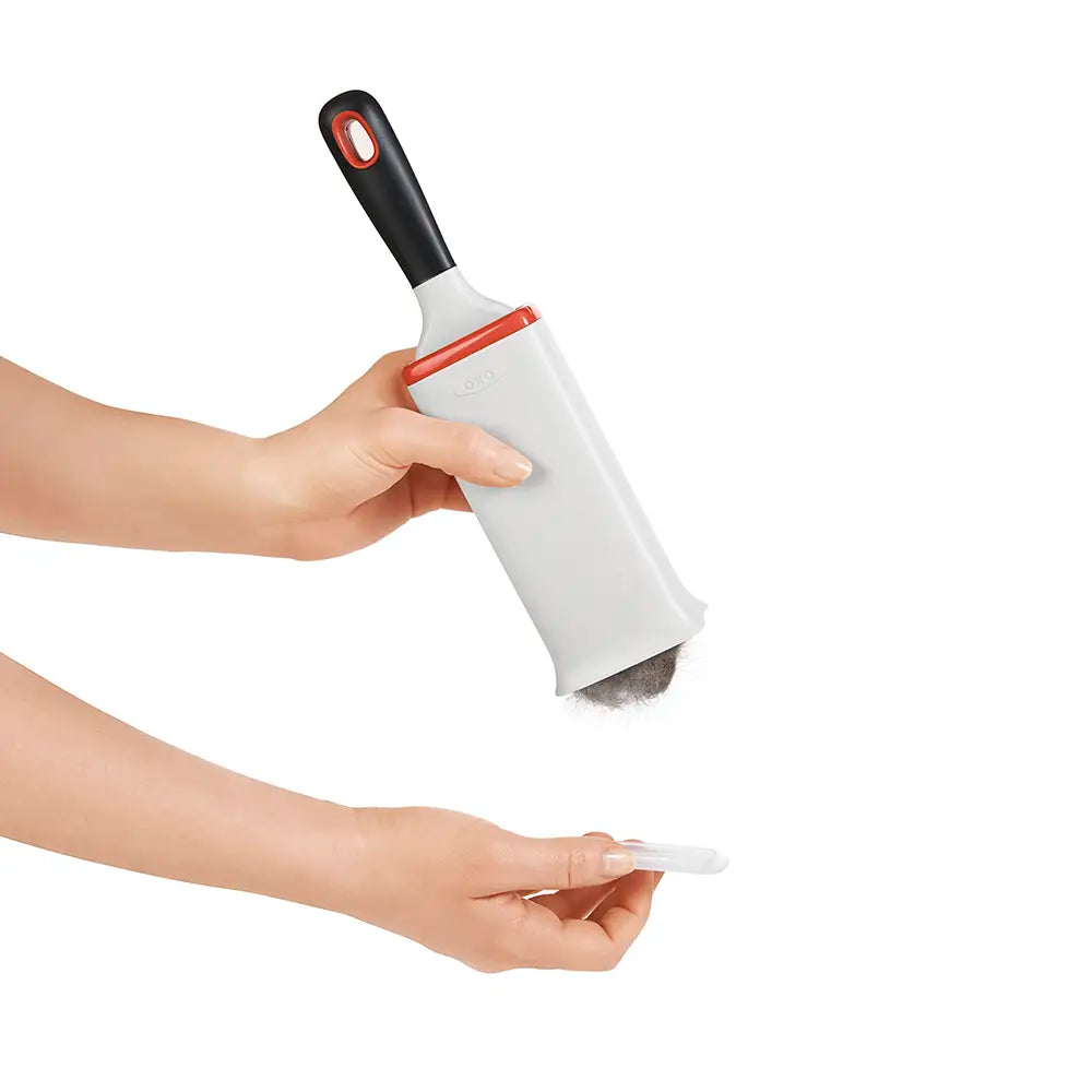 Oxo FurLifter™ Garment Brush