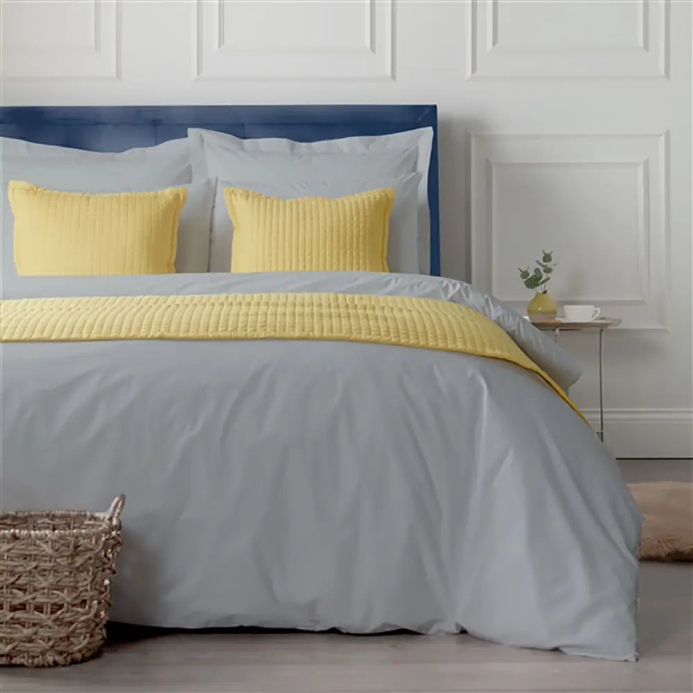 IKEA STRANDLUMMER Full/Queen Duvet Cover Set – White Floral, 100% Cotton, 2 Pillowcases