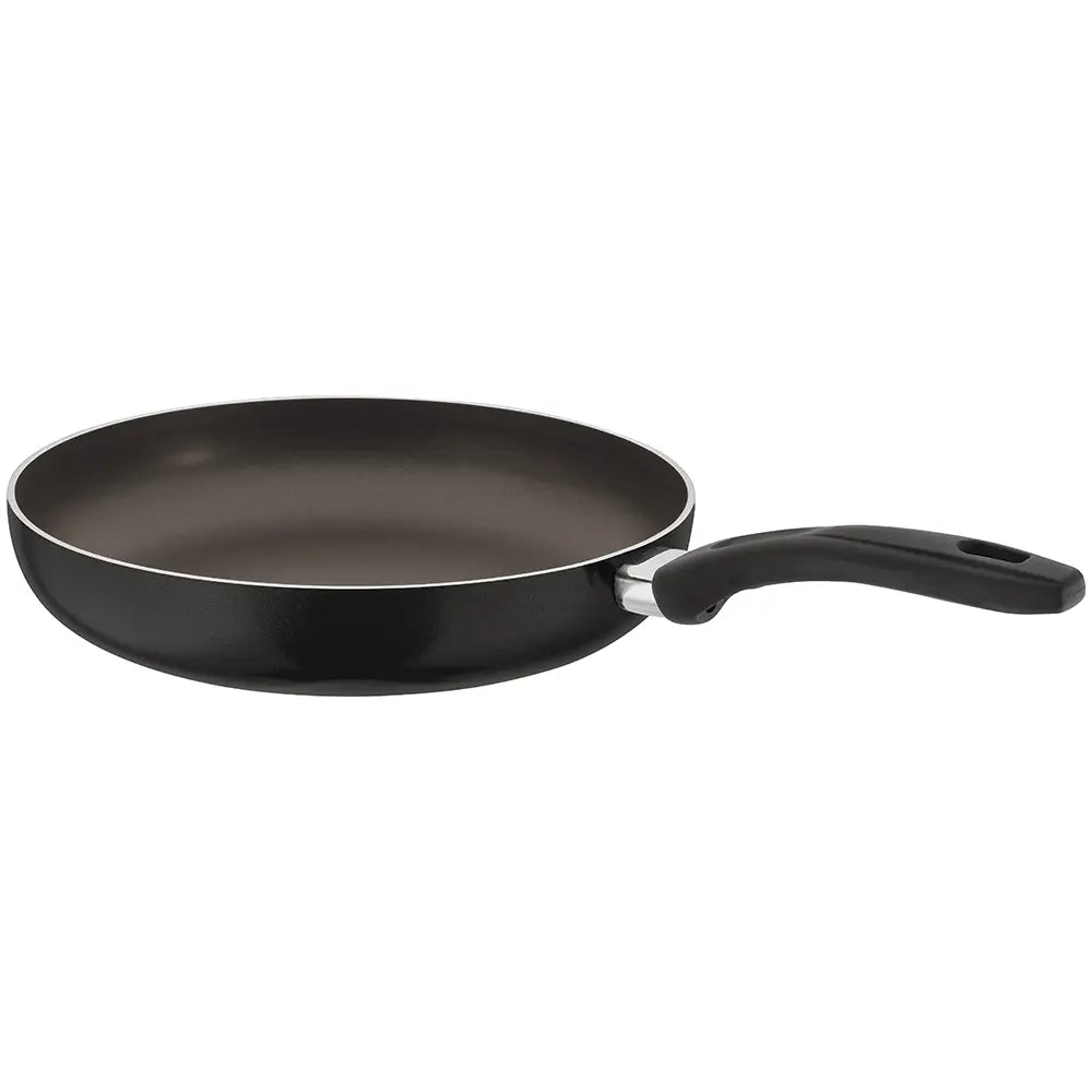 Judge Essentials Non-Stick Frying Pan 26cm - black frying pan on white ground